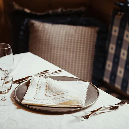 Alpenrose Hotel 3*