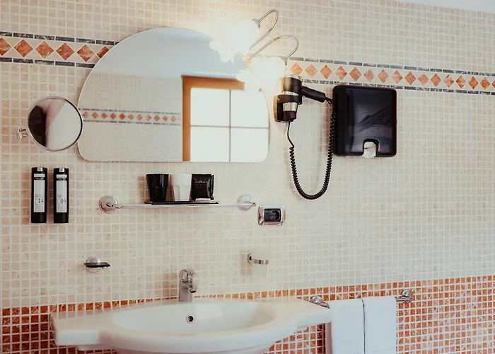 アルペンローゼ ホテル アラッバ