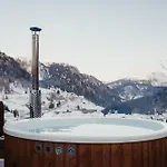 Alpenrose Hotel 3*