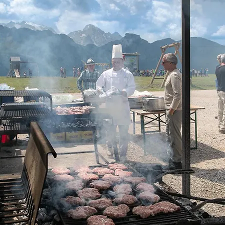 Hotel Alpenrose 3*
